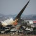 Plane with 181 on board crashes in South Korea, killing 85