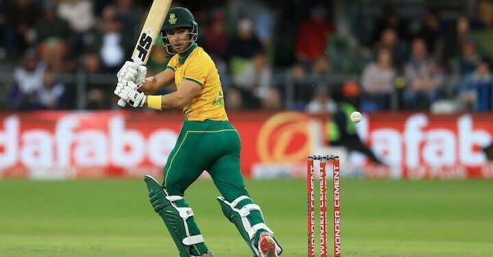 Hendricks century takes South Africa to T20 series win over Pakistan