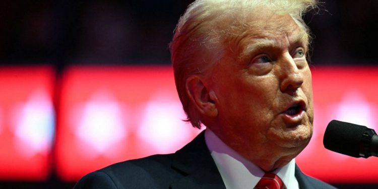 Trump vows to end ‘American decline’ at inauguration eve rally