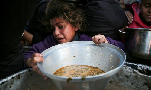 Paediatrician warns of increasing number of babies in ICU as cold weather hits Gaza