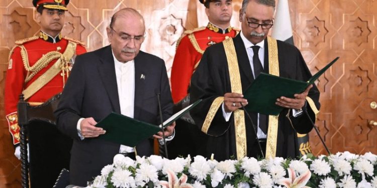 Top IHC judges stay away from new boss’ oath