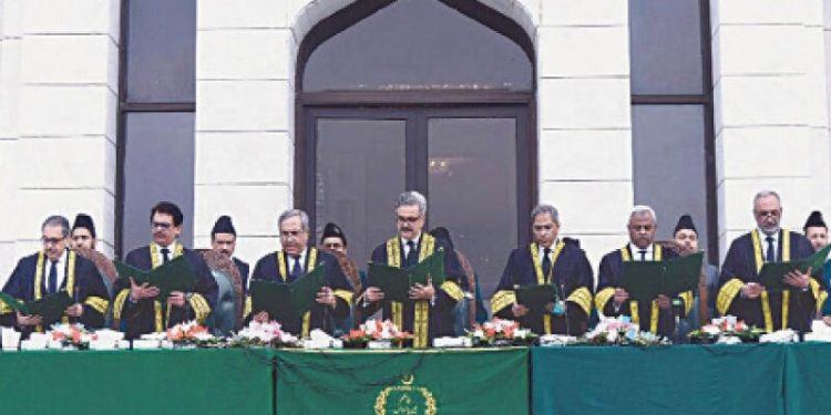 New SC judges take oath as old guard vows to put up a fight