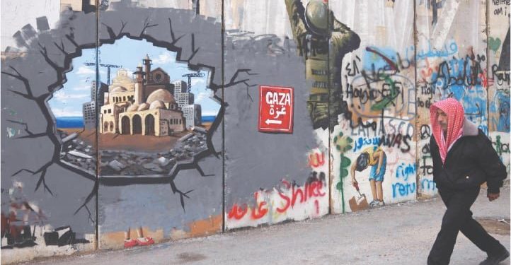 Hamas rejects ‘threats’ amid push to salvage Gaza deal