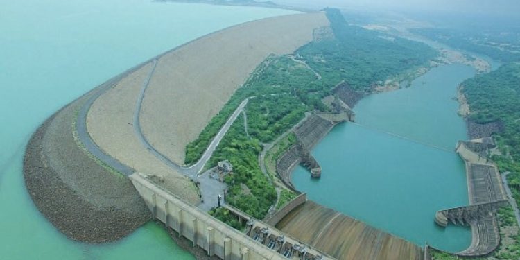 Looming water shortages threaten wheat, sugar crops in Sindh, Punjab