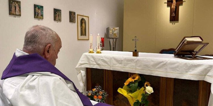 Hospitalised Pope Francis admits frailty, calls body ‘weak’