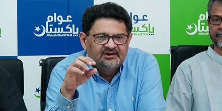 Miftah Ismail criticises govt for exorbitant electricity, sugar prices