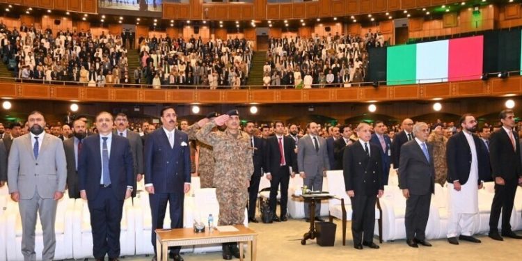 PM Shehbaz showers incentives to entice expats
