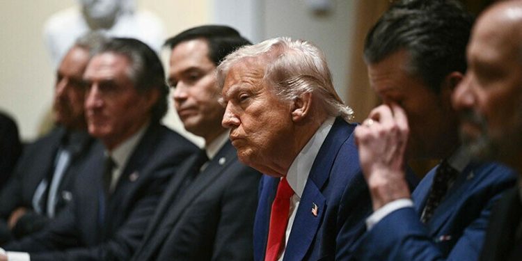 US stocks down as trade war with China escalates; EU pauses countermeasures