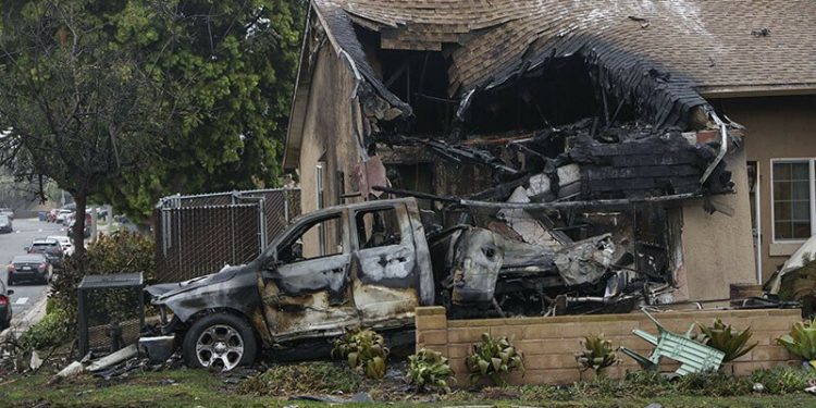Several dead as plane crashes on California neighbourhood