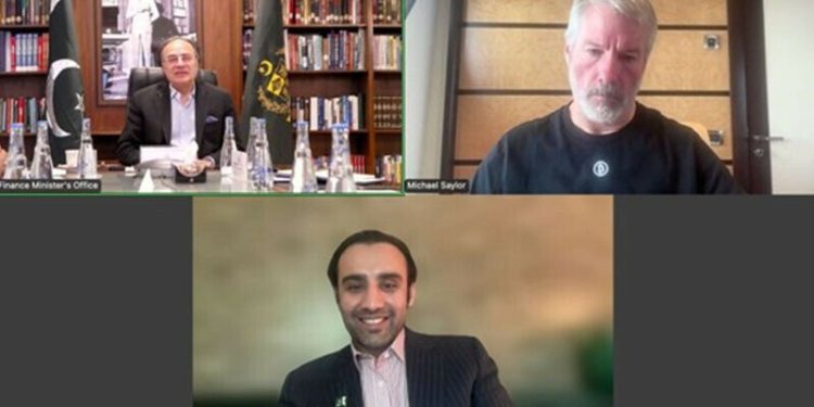 Bitcoin pioneer Michael Saylor lauds Pakistan’s crypto efforts