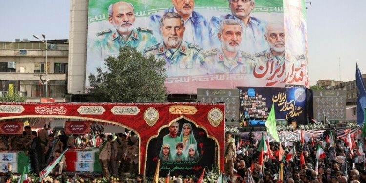 Iran reopens central and western airspace to international transit flights