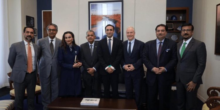 Bilawal-led team stresses need for Pak-India dialogue in meetings with US Congress members