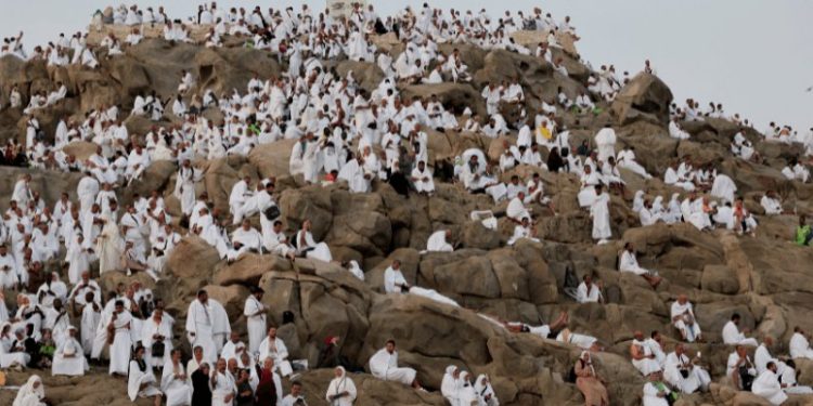 Special prayer for Palestinians in Haj sermon