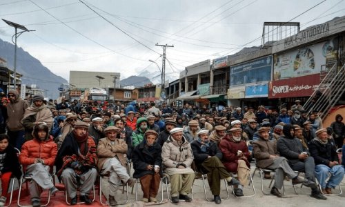 Govt detains traders amid tax protest at Pak-China border as Karakoram highway blocked