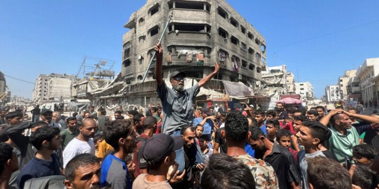 ‘Last lifelines’ are collapsing in Gaza: UN chief