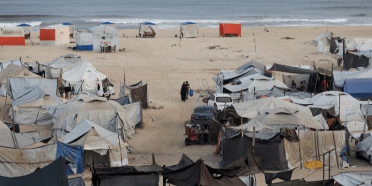 Israeli forces kill 7 Palestinians in attack on Gaza City