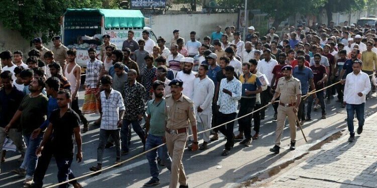 India expulsions to Bangladesh unlawful, target Muslims: HRW