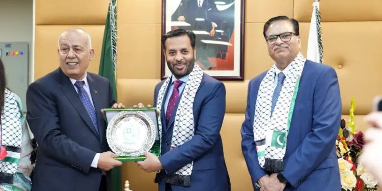 Pakistan, Palestine sign health MoU in bid to foster closer bilateral ties