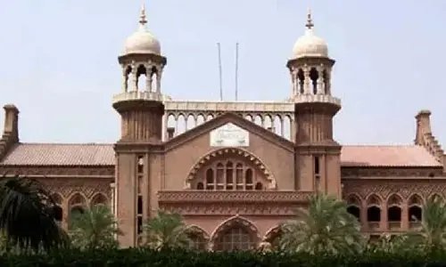 6 journalists, including Lahore Press Club president, approach LHC against NCCIA notices