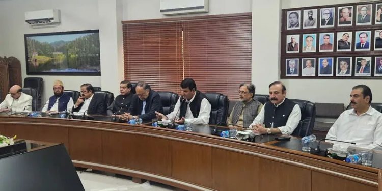 High-level govt delegation holds talks with Joint Awami Action Committee amid unrest in Azad Kashmir