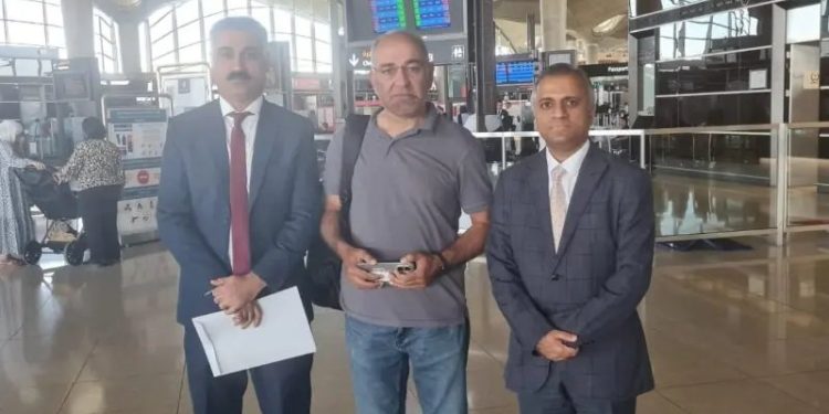Ex-senator Mushtaq departs for Pakistan