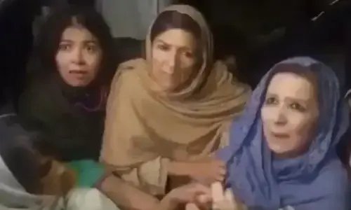 HRCP demands inquiry into ‘manhandling’ of Imran’s sisters outside Adiala Jail