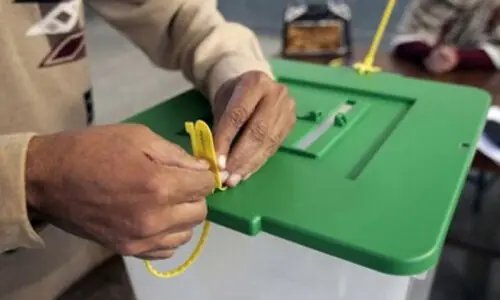 PTI accuses PML-N of ‘rigging tactics’ in Lahore’s NA-129 by-poll