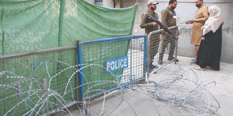 PML-N largely sweeps lacklustre by-elections