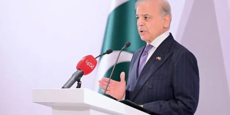 Pakistan ready to enhance economic cooperation with Bahrain, says PM during visit to kingdom