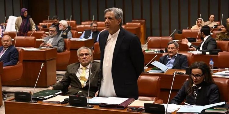 27th Constitutional Amendment Bill sails through Senate; PTI senator resigns after voting in favour