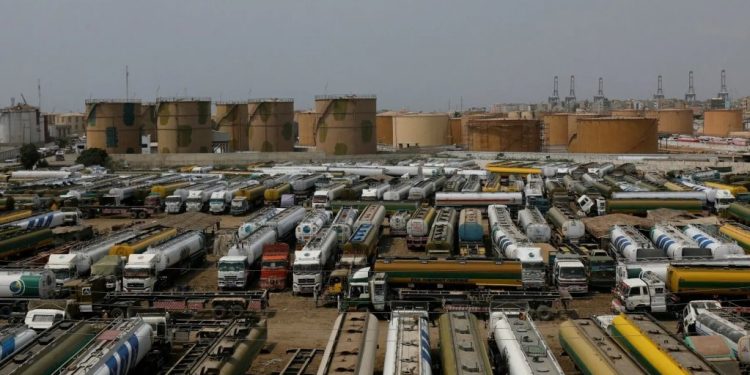 Transporters end 10-day strike after govt ‘accepts’ key demands