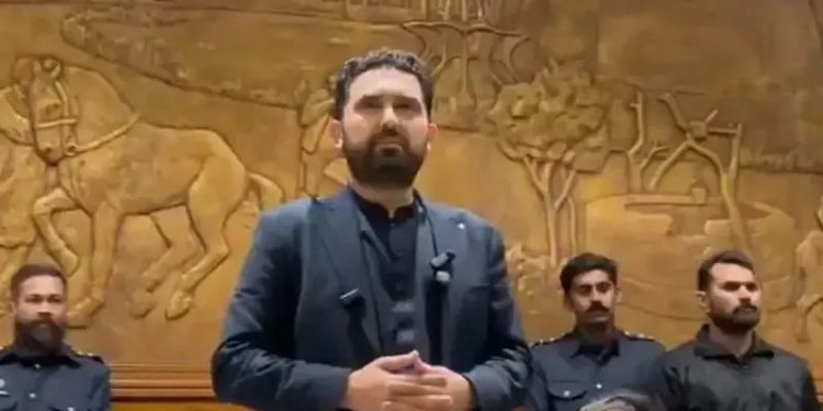KP CM does not get ‘full Liberty’ in Lahore