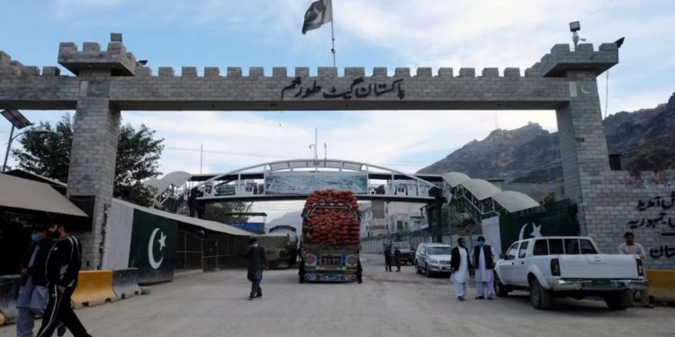 Afghanistan bears heavier economic cost as Pakistan trade suspension bites harder