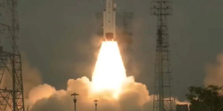 Indian rocket loses control after lift-off in fresh blow to country’s space agency