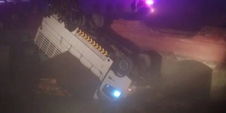 24 dead, over 20 injured in separate road accidents in Punjab, Balochistan