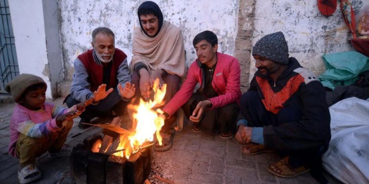 Mercury may drop to single digits in Karachi over weekend: PMD