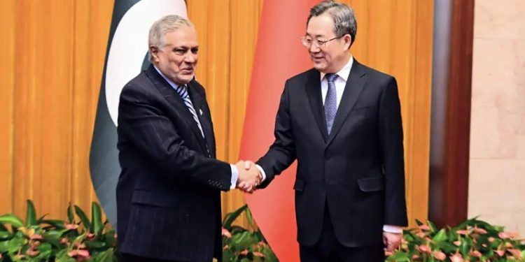 FM Dar meets Chinese dignitaries in Beijing ahead of strategic dialogue