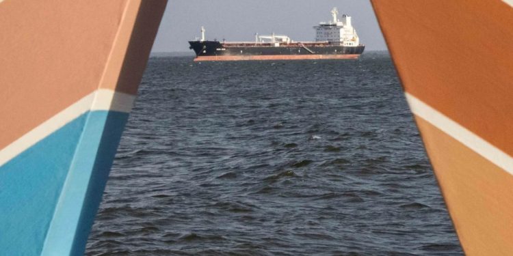 Trump says Venezuela ‘turning over’ up to 50m barrels of oil to US