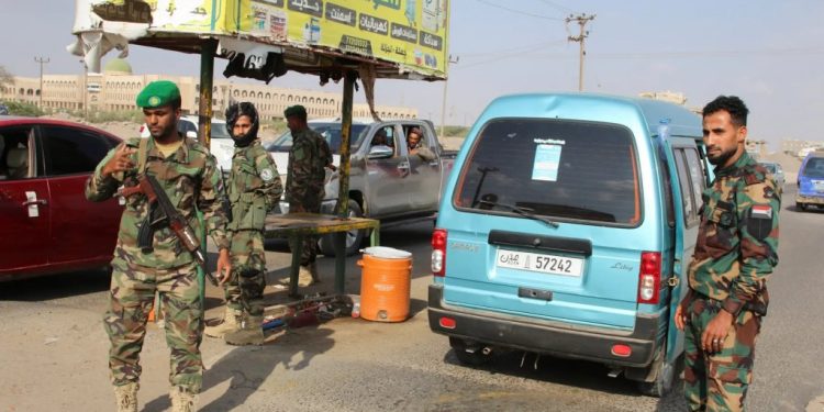 Hospital sources say 4 killed in airstrikes on Yemen; separatist leader flees