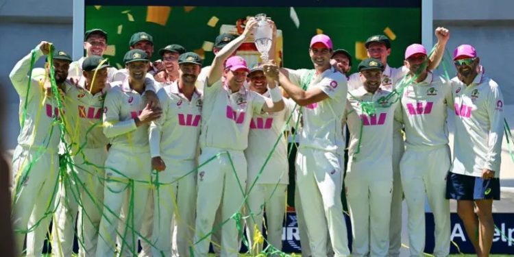 Australia win final Test to complete 4-1 Ashes triumph over England