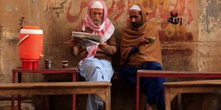 Pakistanis among top charity donors, but 42pc unable to give