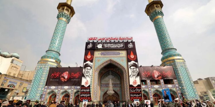 Iran’s foreign ⁠minister denied ⁠on Sunday that Iran has targeted civilian or residential areas ⁠in the Middle ​East and said Tehran ⁠is ready to form ​a committee with its neighbours to investigate the responsibility for such strikes, Reuters reported.

Gulf ‌countries have ​called upon Iran to ​cease its attacks on their territories, which have not only sustained strikes on US military bases ⁠but also caused ​damage ⁠to energy facilities and residential areas.

Abbas Araqchi’s Telegram channel quoted him as ⁠saying in ​an interview with Al-Araby al-Jadeed ⁠website that Tehran ⁠was in communication with various Gulf capitals and would welcome any initiative that ‌could guarantee a complete end to the US-Israeli war ‌on ‌Iran.