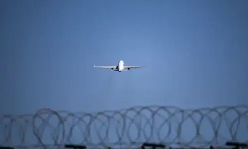 30 planes prevented from entering Iranian war zone: Pakistan Airport Authority