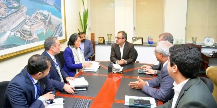 Asian Development Bank to support Pakistan’s solar transition, power sector reforms