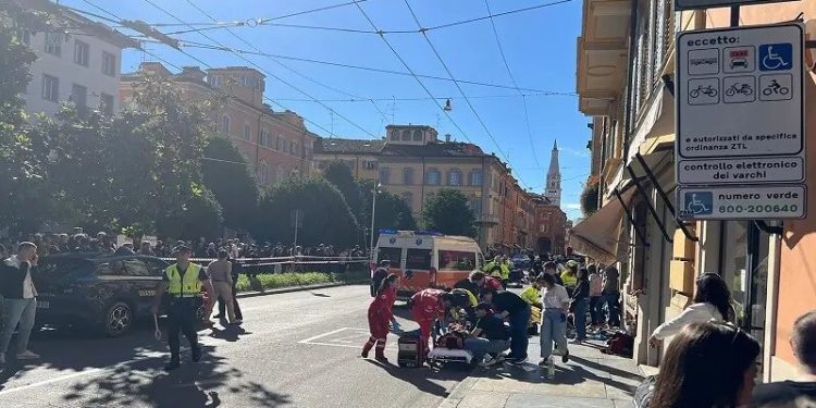 Seven injured as driver in Italian city runs over pedestrians
