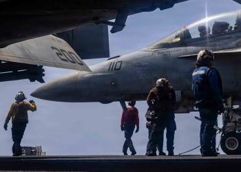 US, Iran hit each other again as hopes for quick peace deal fade