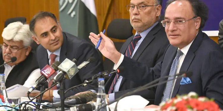 ECONOMIC SURVEY 2025-26: Provinces’ development freeze to persist beyond next fiscal year