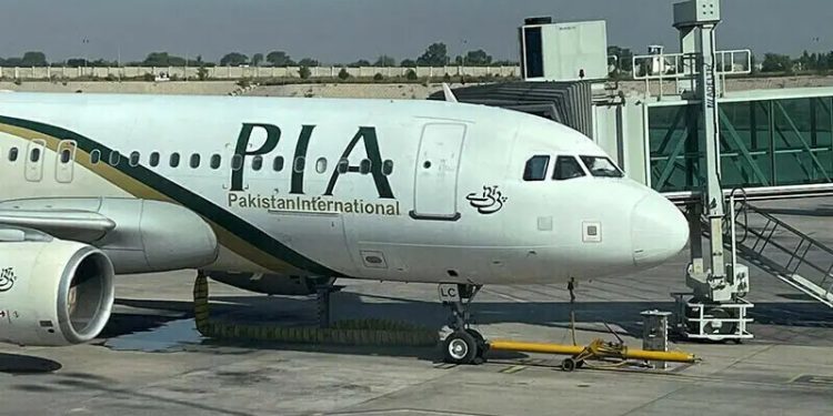 President Zardari approves bill, ‘fulfilling all legal formalities’ for PIA’s privatisation